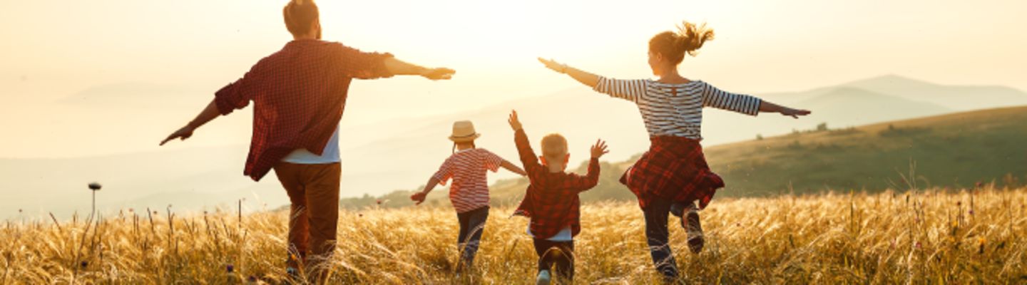 2.1.3 IELTS for Work and Migration header 1366x446