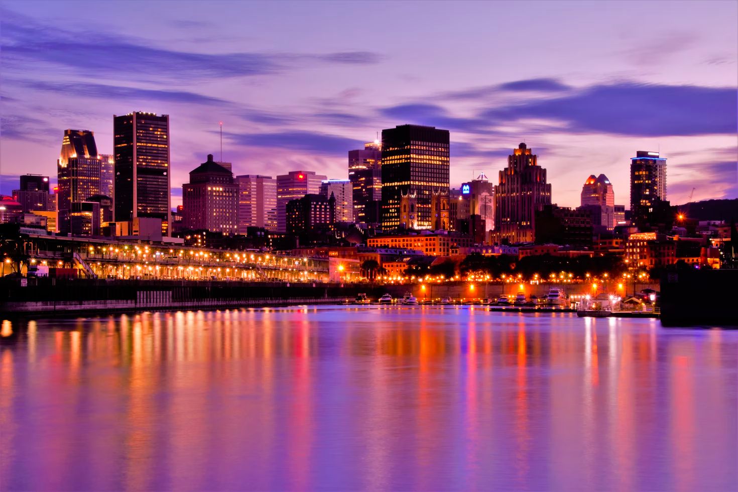 A picture of the city of Montréal